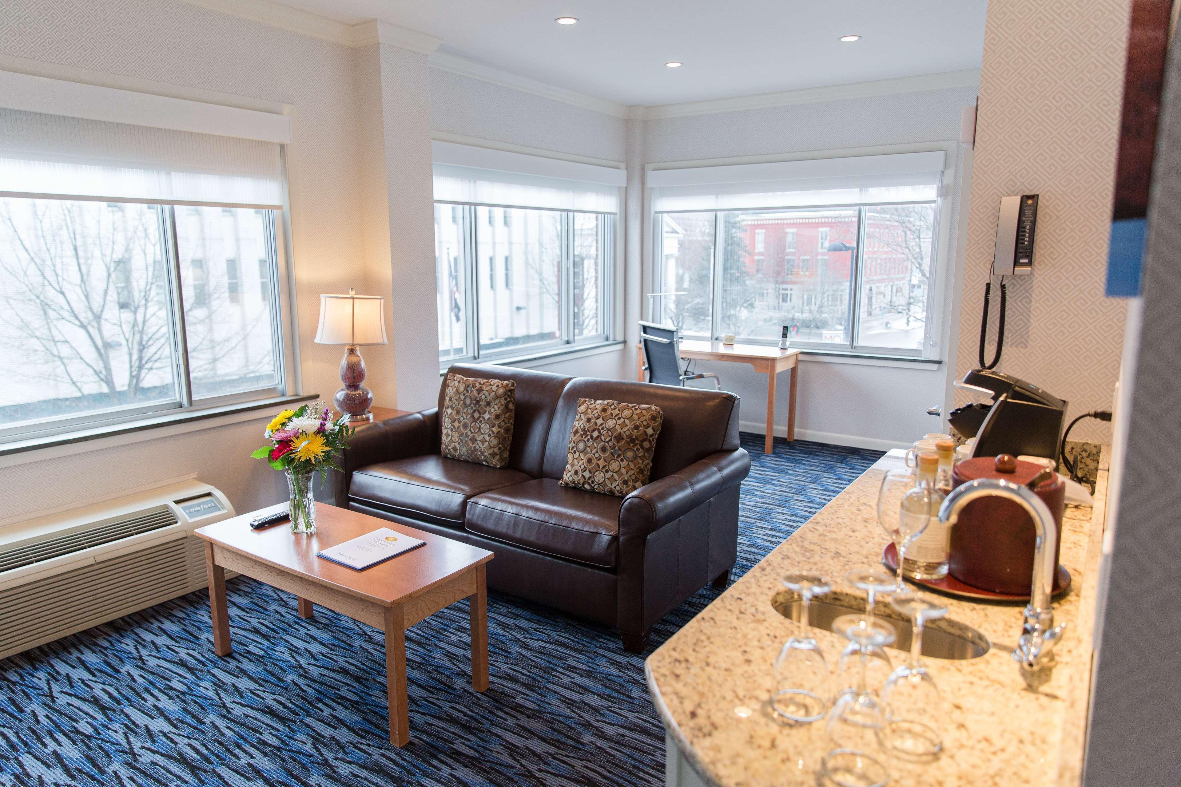Capitol Plaza Hotel Montpelier Tapestry Collection By Hilton Luaran gambar
