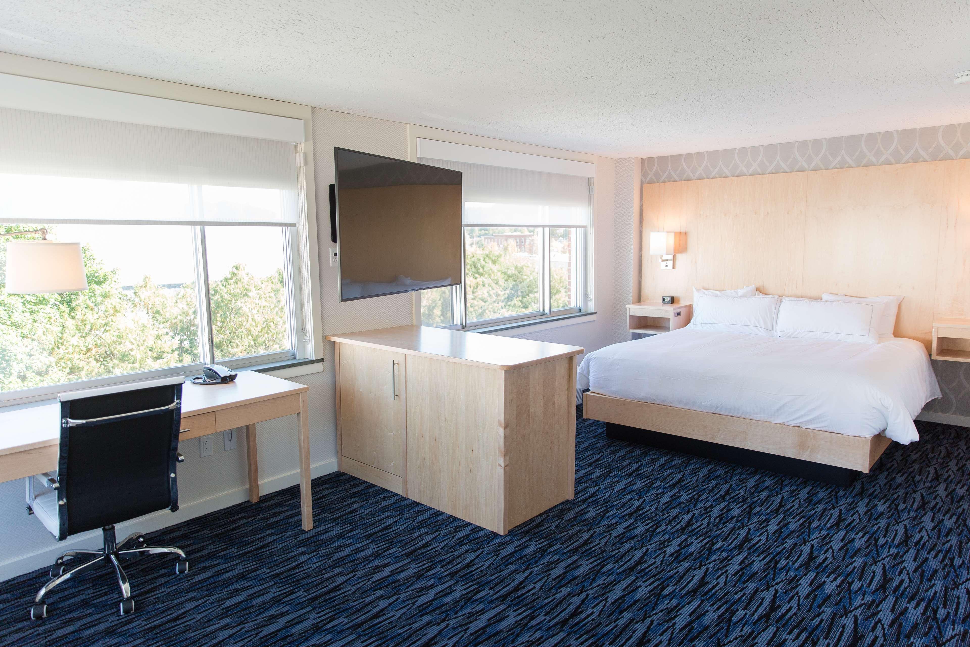 Capitol Plaza Hotel Montpelier Tapestry Collection By Hilton Luaran gambar