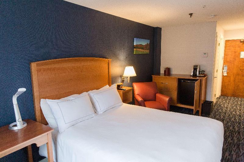 Capitol Plaza Hotel Montpelier Tapestry Collection By Hilton Luaran gambar