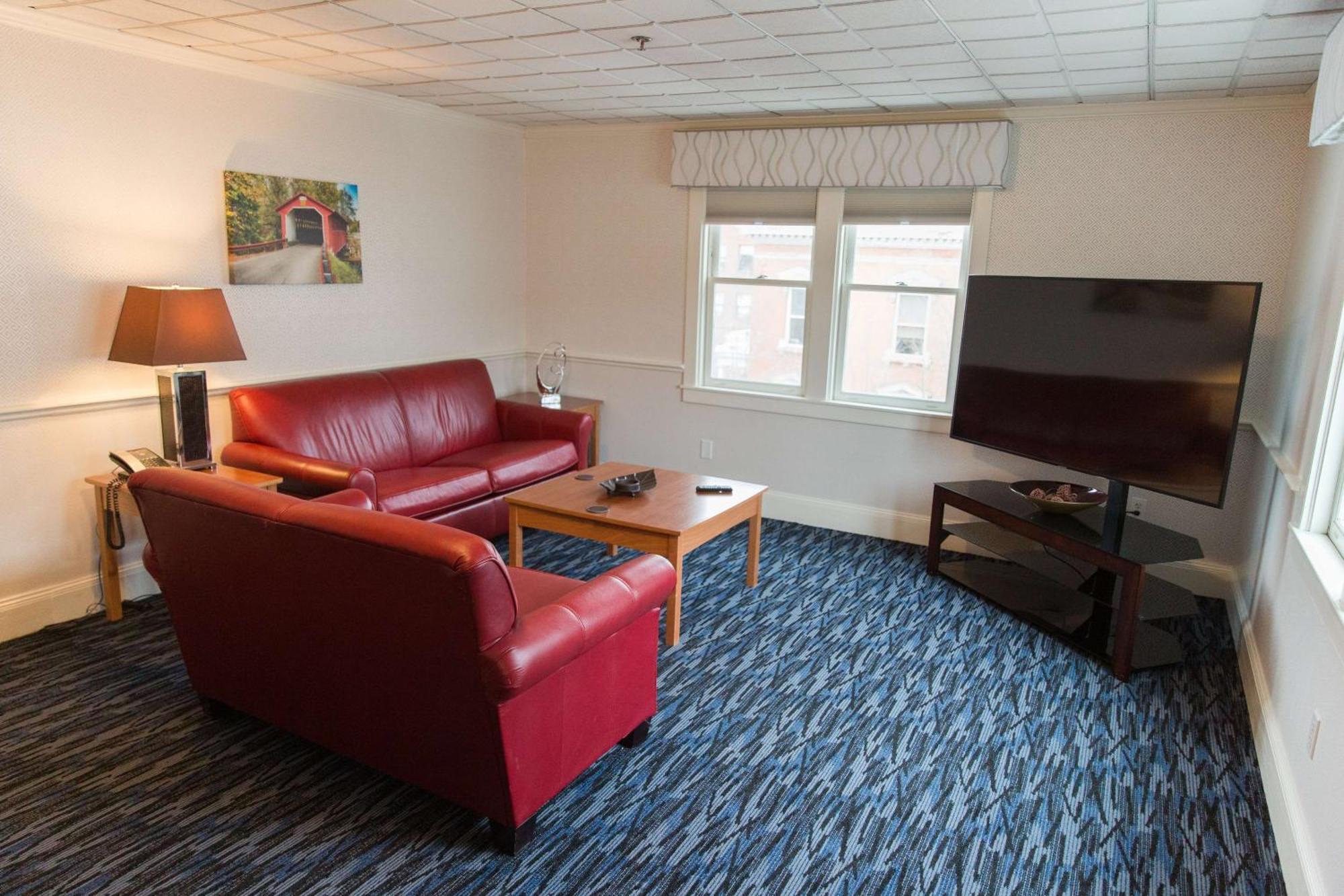 Capitol Plaza Hotel Montpelier Tapestry Collection By Hilton Luaran gambar