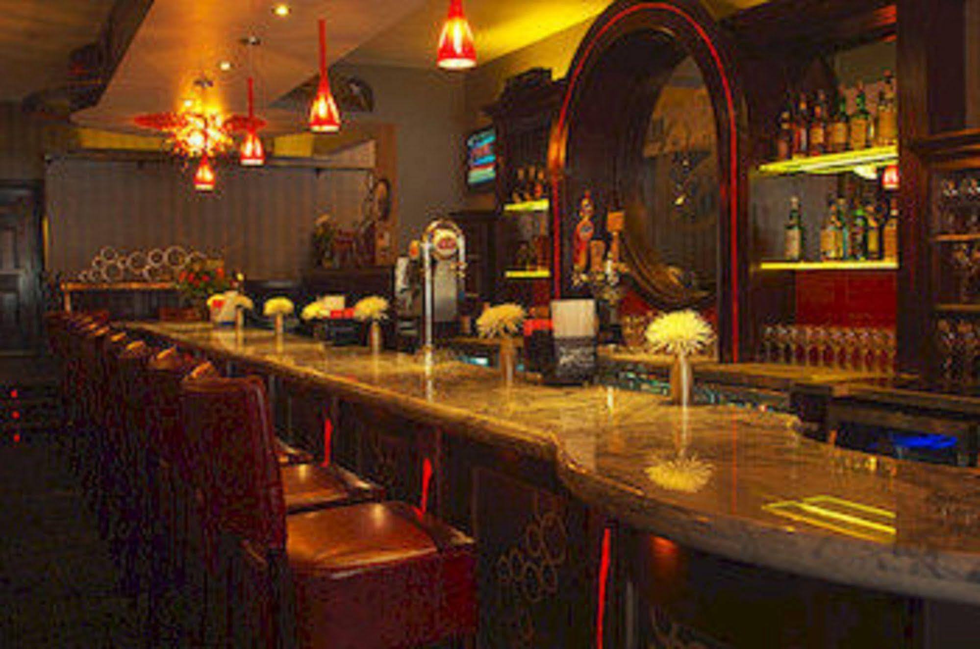 Capitol Plaza Hotel Montpelier Tapestry Collection By Hilton Luaran gambar